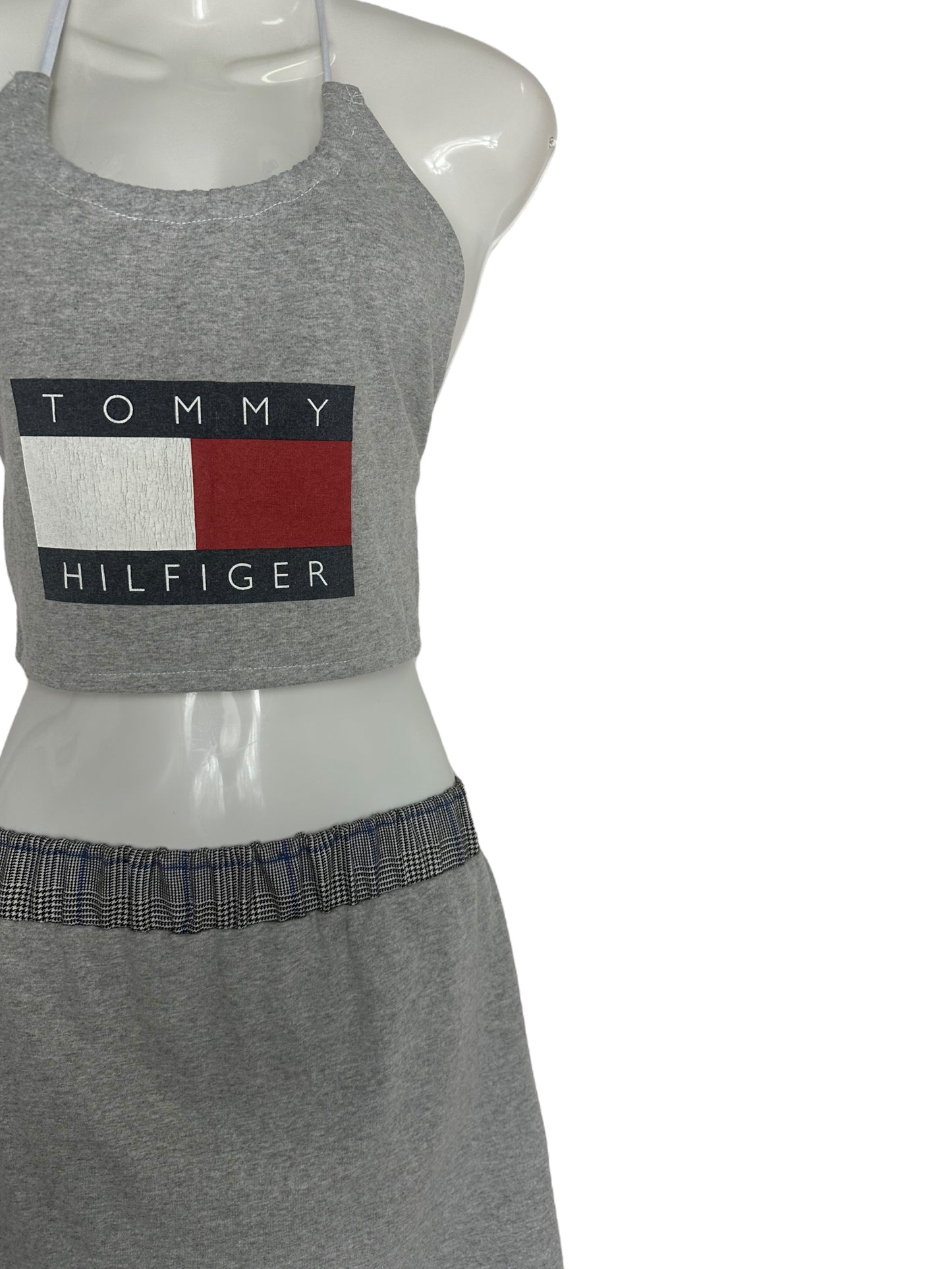 SET Reworked Top + Falda Hilfiger